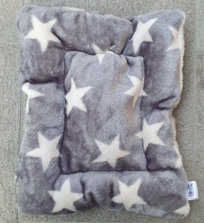 Furry stars coussin